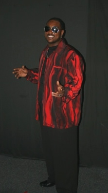 shakespear standing